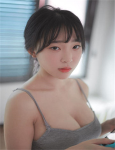 《两个人在线观看免费高清-电梯小姐动漫线看》