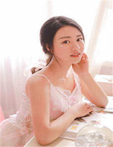《二女一杯视频-象人族视频》