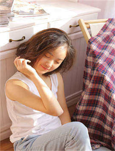 《伊人久久综合成人亚洲-台湾A片巜豪妇荡乳3》