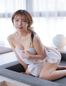 《51热门大瓜黑料反差婊电磁炉-在厨房从后面挺进H》